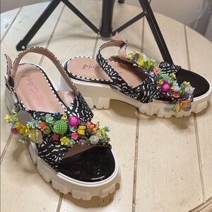 NEW Betsy Johnson Colorful Embellished Women's Sandals, sz 7.5
